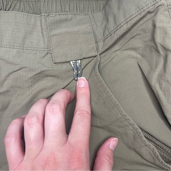 Lot of 2 Reel Legends Green Fishing Cargo Shorts - Picture 7 of 11